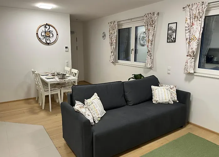 Cosy Candy Flat- With Parking Slot